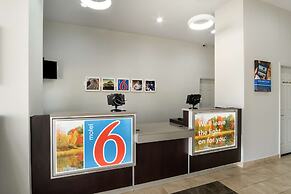 Motel 6 Lexington, KY - Airport