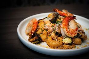 Delta Hotels by Marriott Kingston Waterfront