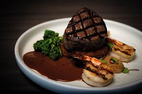 Delta Hotels by Marriott Kingston Waterfront