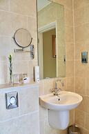 Grovefield House Hotel
