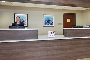 Candlewood Suites Grand Rapids Airport by IHG