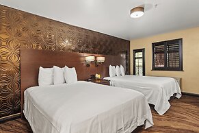 Ellis Island Hotel