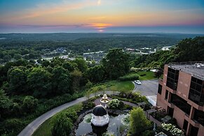 Woodcliff Hotel and Spa