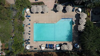 The Inverness Denver, a Hilton Golf & Spa Resort