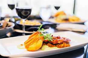 The Inverness Denver, a Hilton Golf & Spa Resort