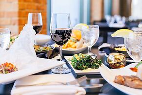 The Inverness Denver, a Hilton Golf & Spa Resort