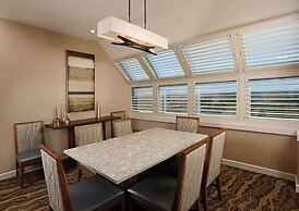 The Inverness Denver, a Hilton Golf & Spa Resort