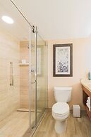 The Inverness Denver, a Hilton Golf & Spa Resort