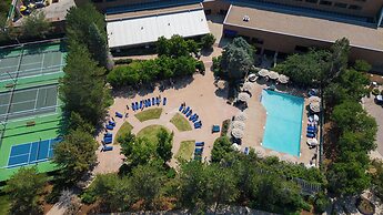 The Inverness Denver, a Hilton Golf & Spa Resort