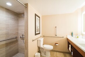 The Inverness Denver, a Hilton Golf & Spa Resort