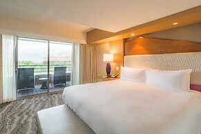 The Inverness Denver, a Hilton Golf & Spa Resort