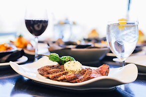 The Inverness Denver, a Hilton Golf & Spa Resort