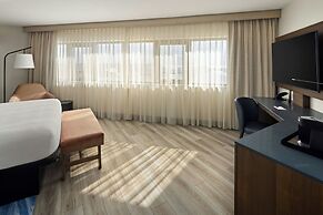 Oshkosh Marriott Waterfront Hotel & Convention Center