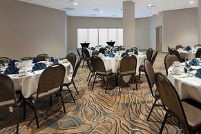 Oshkosh Marriott Waterfront Hotel & Convention Center