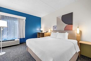 Spark by Hilton Green Bay