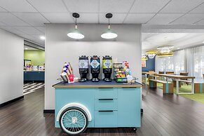Spark by Hilton Green Bay