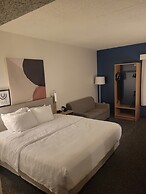 Spark by Hilton Green Bay