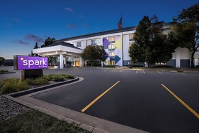 Spark by Hilton Green Bay