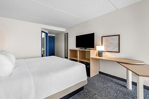 Spark by Hilton Green Bay