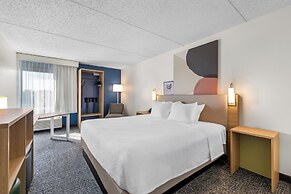 Spark by Hilton Green Bay