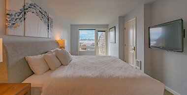 Embarcadero Resort Hotel & Marina