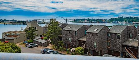 Embarcadero Resort Hotel & Marina