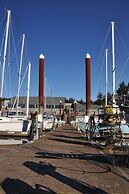 Embarcadero Resort Hotel & Marina