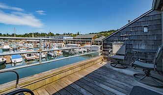 Embarcadero Resort Hotel & Marina