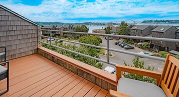 Embarcadero Resort Hotel & Marina