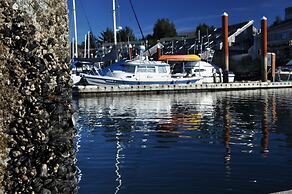 Embarcadero Resort Hotel & Marina