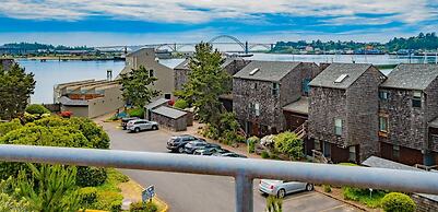 Embarcadero Resort Hotel & Marina