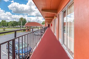 OYO Hotel Mustang Silverspring FL