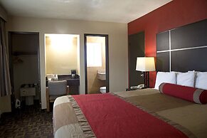 Harbor Inn & Suites
