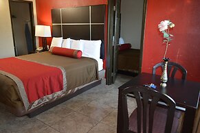 Harbor Inn & Suites