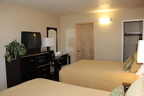 Harbor Inn & Suites
