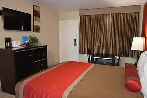 Harbor Inn & Suites