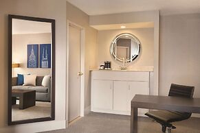 Hilton Chicago/Magnificent Mile Suites