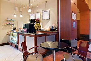 Hilton Chicago/Magnificent Mile Suites