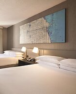 Hilton Chicago/Magnificent Mile Suites