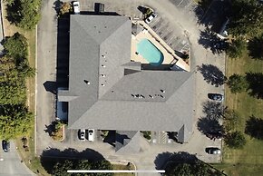 Econolodge Inn & Suites - Murfreesboro I-24 Exit 78B