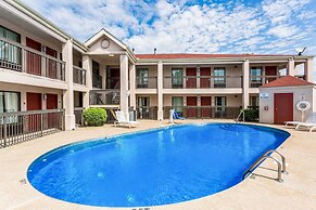 Econolodge Inn & Suites - Murfreesboro I-24 Exit 78B