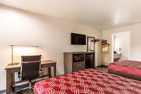 Econolodge Inn & Suites - Murfreesboro I-24 Exit 78B