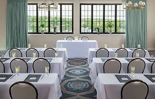 Graduate by Hilton Charlottesville