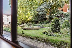 Winchester Royal Hotel