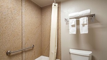 Best Western Center Inn