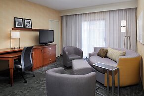 Courtyard by Marriott Detroit Dearborn