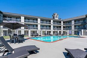 Antioch Inn and Suites