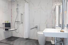 DoubleTree by Hilton London Elstree