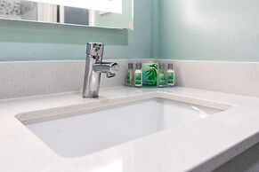 Perry's Ocean Edge Resort