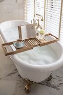 The Kensington Hotel